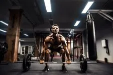 ¿Qué capacidad fisica se necesita en la halterofilia? ¿Cuál es el Peso Máximo Recomendado para Levantar si Peso 70 Kilos?